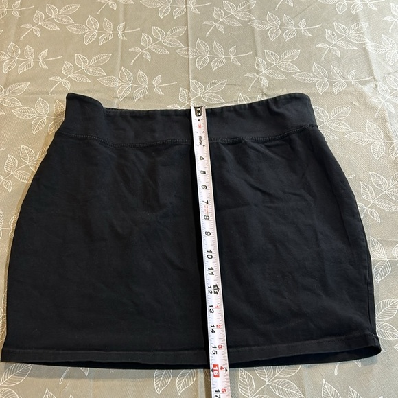 Ladies Kismet Skirt. - Picture 5 of 5